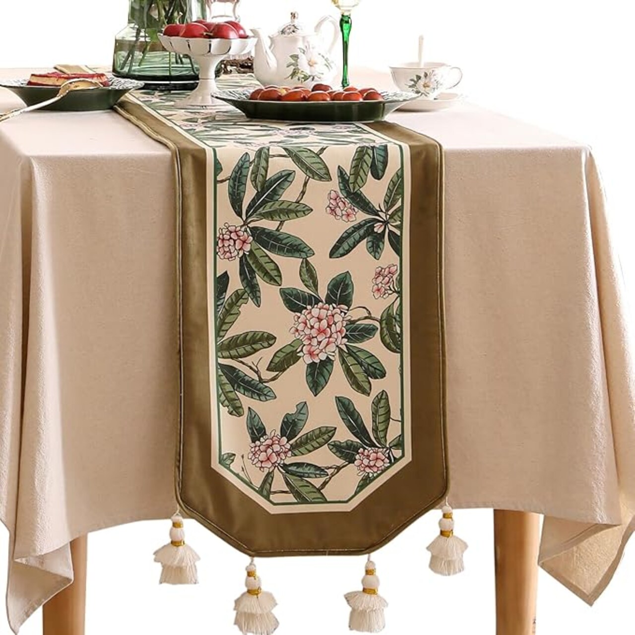 Velvet Fabric Cloth Runner for Table,Red Farmhouse Floral Pattern 102 Inches Extra Long Table Runners,Decoration Tabletop for Dining Room,Banquet,New Year,Thanksgiving,Holiday,16"*102"